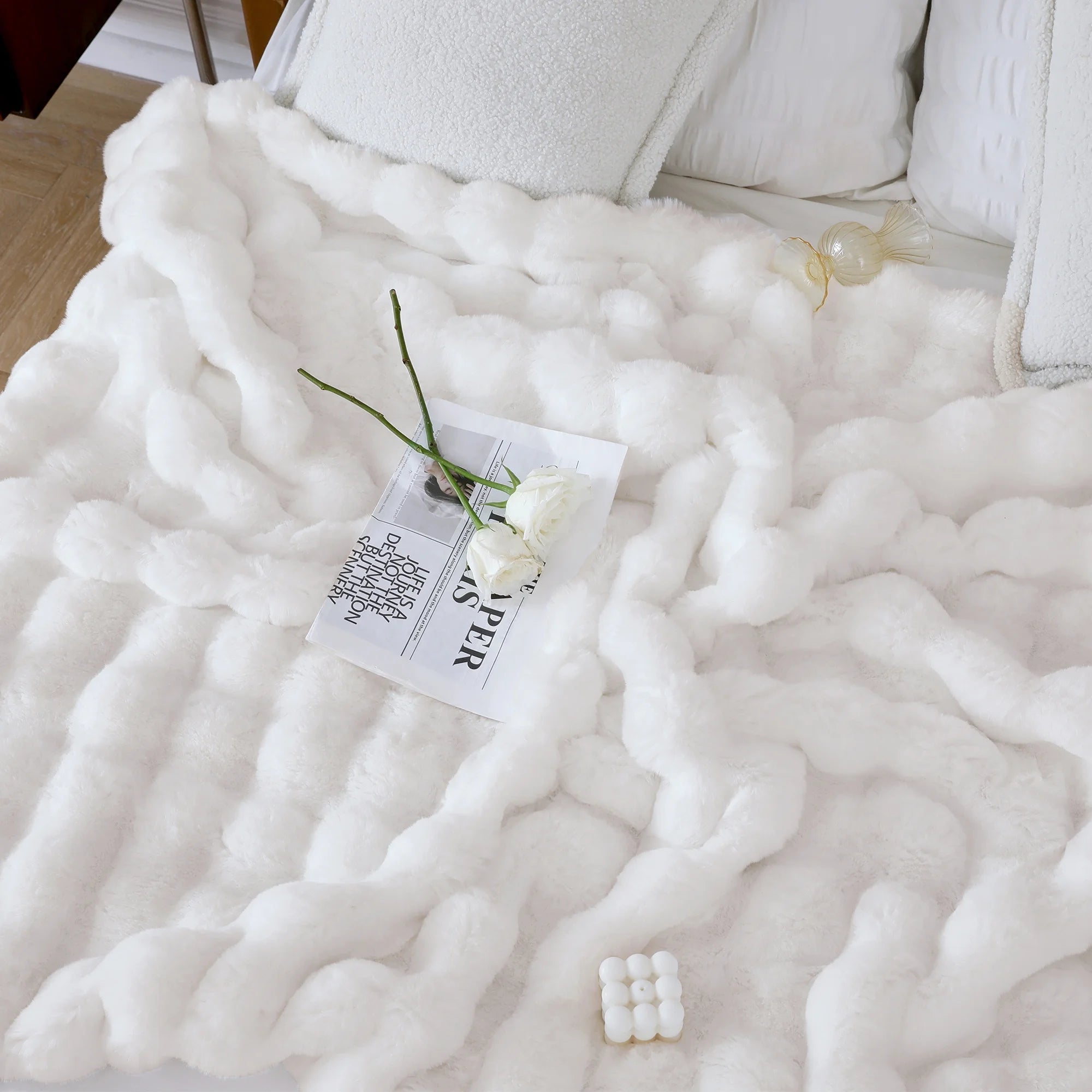 Throw Blanket for Couch Bed Fleece Flush Faux Fur Throw Blanket Back to School Room Decoration Gift 50" X 60"